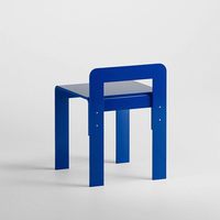 Ensemble table et chaises contrastées de style nordique pour cour, balcon ouvert, mobilier de loisirs extérieur