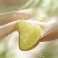 Planche de massage Gua Sha en jade naturel en forme de cœur pour drainage lymphatique facial, anti-âge, soin de beauté, grattoir Gua Sha pour lifting cutané