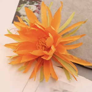 Flor Artificial de Epiphyllum de 21 cm de Diámetro, Accesorios Florales Artificiales para Decoración de Bodas, Hogar y Arreglos de Pared - Product Image 4