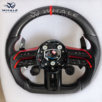 Volant sport en fibre de carbone perforée avec trois branches, palettes de changement de vitesse étendues, boutons de commande doubles, rouge
