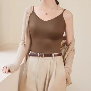 เสื้อกล้ามกระชับสัดส่วนไร้รอยต่อสำหรับผู้หญิง บราในตัว สายสปาเก็ตตี้ปรับได้ ควบคุมหน้าท้อง กระชับสัดส่วน เสื้อกล้ามแขนกุด ช่วยกระชับรูปร่าง - Product Image 6