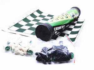 सीएचआरटी ट्रैवल बोर्ड गेम्स शतरंज सेट पोर्टेबल फोल्डिंग रोल अप शतरंज गेम सेट टूर्नामेंट मोटा माउसपैड मैट स्टोरेज बैग के साथ - Product Image 6