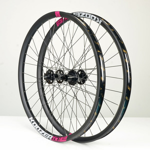 Jeu <span class=keywords><strong>de</strong></span> roues <span class=keywords><strong>de</strong></span> vélo <span class=keywords><strong>de</strong></span> montagne Koozer 650 assemblé à la main avec jantes Koozer 650+TR30pro pour Enduro/<span class=keywords><strong>VTT</strong></span> électrique, usage intensif XC, 27,5 <span class=keywords><strong>29</strong></span> <span class=keywords><strong>pouces</strong></span> Boost - Product Image 5