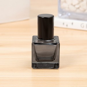 Botellas vacías de esmalte de uñas de Gel UV de vidrio de 6ml y 15ml de color negro mate con tapas de plástico, sellado de cuello engarzado, Cuadrado redondo de 15ml con cepillo - Product Image 3