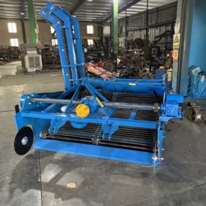 Tractor Potato and Garlic <b>Harvester</b> Conveyor Belt <b>Harvester</b> and for Sale Tractor Potato and Garlic <b>Harvester</b> Conveyor Belt Harve - Product Image 5