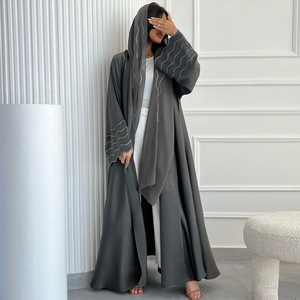 Zifeng OME Muslimische Frauen Langarm Exquisite Stickerei Stickerei Ethnischer Stil Abaya Mantel mit Hijab Zweiteiler Set - Product Image 3
