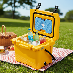 Glacière portable rotomoulée robuste 17QT à isolation thermique pour camping, pêche, chasse, avec panneau solaire et logo, étanche aux fuites - Product Image 1