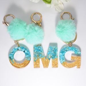 Fabricant de porte-clés en gros, porte-clés en métal mignon et tendance, porte-clés personnalisé avec initiales, pompons, porte-clés en acrylique et en plastique - Product Image 2