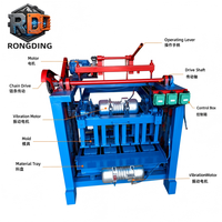 Machine à fabriquer des briques non automatique à vibration RongDing, matière première ciment, dimensions personnalisables, longue durée de vie, origine Henan