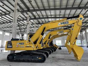 Excavadora de orugas de 20 toneladas Komatsu usada, certificada, seminuevo Komatsu PC 200 a la venta - Product Image 3