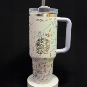 Venta al por mayor a granel logotipo personalizado grabado láser <span class=keywords><strong>Lilo</strong></span> <span class=keywords><strong>Stitch</strong></span> 40oz <span class=keywords><strong>taza</strong></span> tazas oro cobre vaso <span class=keywords><strong>de</strong></span> acero inoxidable con mango extraíble - Product Image 2