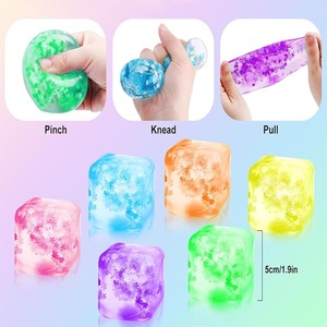 Mini jouet sensoriel anti-stress en plastique transparent en forme de glaçon, petit jouet pour adolescents et adultes, cadeau d'anniversaire unisexe - Product Image 6
