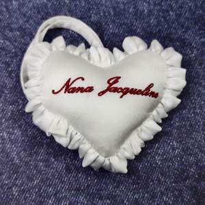 Badges brodés en coton personnalisés par le fabricant, logo personnalisé en coton brodé pour vêtements - Product Image 4