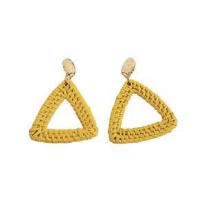 Boucles d'oreilles clous tressées en rotin et herbe de canne, faites à la main, géométriques, triangulaires, ethniques, bohèmes, élégantes et personnalisées pour femmes, cadeau tendance - Product Image 6