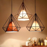 Vente en gros OEM ODM Lustre en fer moderne et simple de style nordique pour restaurant, chambre à coucher, cuisine, luminaires suspendus E27