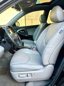 Toyota <span class=keywords><strong>RAV4</strong></span> 2.4 Luxe 2009, SUV japonais d'occasion, conduite à gauche, moteur puissant, équipement haut de gamme, spacieux et performant - Product Image 5