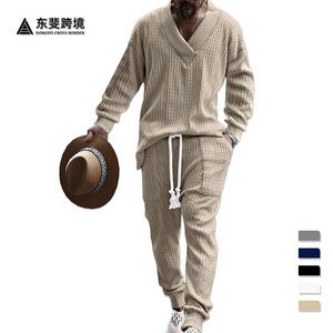 Ensemble tricoté col en V pour homme, style européen, avec pantalon décontracté kaki, coupe ample et tendance, en fibre de polyester, pour printemps et automne - Product Image 2