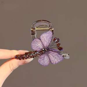 Pinza de <span class=keywords><strong>Pelo</strong></span> Elegante Estilo Retro con Mariposa Bordada a Mano, Pinza de <span class=keywords><strong>Pelo</strong></span> Tipo Tiburón para Mujer, Tamaño Mediano, para Peinados Medios o Traseros - Product Image 4