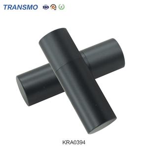 Emballage vide pour rouge à lèvres, tube rond noir pour baume à lèvres, conteneur en plastique - Product Image 1