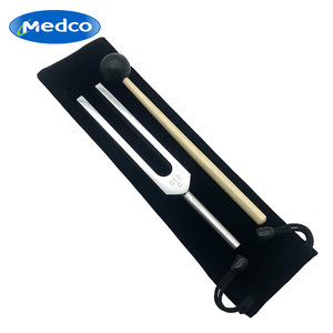 Diapason Medco 512 Hz en alliage d'aluminium avec marteau et housse en tissu pour les cliniques et les tests auditifs - Product Image 1