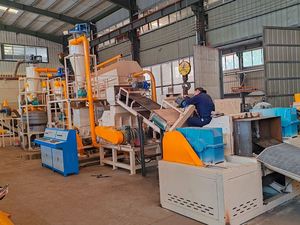 Déchiqueteur de panneaux photovoltaïques usagés pour le recyclage de l'aluminium et le démontage d'équipements solaires - Product Image 2