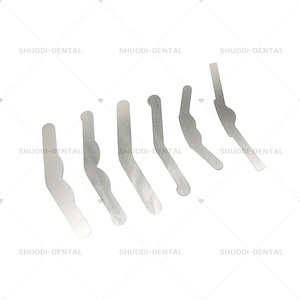 10 pièces/paquet matrices dentaires faciles à utiliser bandes de matrice en métal matrices profilées sectionnelles en acier inoxydable outil de <span class=keywords><strong>blanchiment</strong></span> des dents - Product Image 1