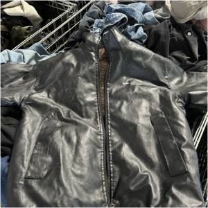 C10, оптовая продажа, Высококачественная б/у одежда, тюки, подержанная кожаная куртка, смешанное винтажное пальто - Product Image 2