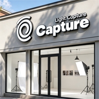 Enseigne LED directionnelle extérieure personnalisée à lettres lumineuses pour les magasins et les restaurants - LED multicolores étanches IP54