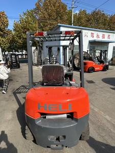 מלגזה דיזל HELI H2000 CPCD30 3 טון - מלגזת תעשייתית כבדה עם מנוע איסוזו - Product Image 6