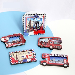 Aimants de réfrigérateur en forme de bus, souvenirs touristiques personnalisés Travelpro, logo personnalisé, dessin animé 3D en MDF - Product Image 1