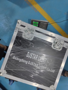 ไฟสปอตไลท์เคลื่อนที่ประสิทธิภาพสูง 295W ทำจากอลูมิเนียมอัลลอย พร้อมระบบควบคุม Dmx512 สำหรับไฟส่องสว่างสถานที่จัดงานดิสโก้ อุณหภูมิสี 8000K - Product Image 6