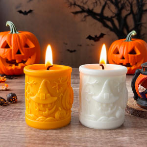 Bougie parfumée en forme de citrouille d'Halloween pour la décoration de la maison avec emballage cadeau - Product Image 2