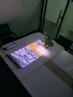 Écran LED transparent flexible VORTEX pour affichage numérique couleur en vrac, idéal pour la vitrine de magasin et la publicité