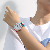 T118 Serie Herren- und Damen-Sportuhr mit Legierungsgehäuse, Quarz-Zeigeranzeige, Modisches Silikonarmband Quarzuhr