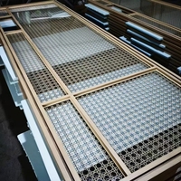 Écran décoratif en treillis métallique en acier inoxydable pour cloison et décoration intérieure