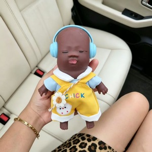 Muñeca Bebé Reborn de Piel Negra, Mini Muñeca Realista de Silicona con Ropa Extraíble para Coleccionistas y Niños - Product Image 1