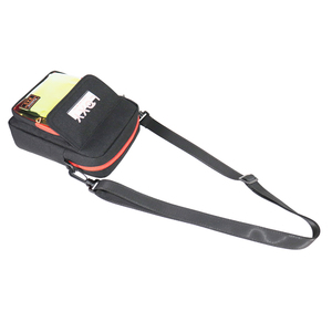 Petit sac bandoulière en nylon noir holographique personnalisé pour hommes, avec sangle réglable et fermeture à glissière - Product Image 4