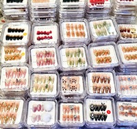 Uñas Postizas de Lujo Hechas a Mano, Seleccionadas al Azar, Tamaños Disponibles XS/S/M/L, con Caja de Exhibición Acrílica