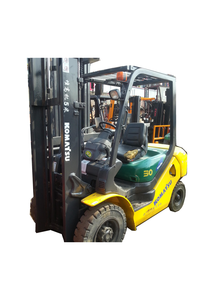 Chariot élévateur diesel Komatsu d'occasion 3 tonnes FD30T-17 en excellent état de fonctionnement, prix compétitif, à vendre à Shanghai - Product Image 1