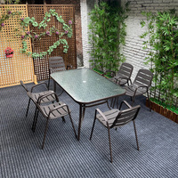Chaise de jardin moderne en métal d'extérieur, cadre en fer, logo personnalisable, design simple pour les restaurants de plein air, les cafés/théières