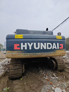 Excavatrice Hyundai 520L-9VS d'occasion de 52 tonnes avec moteur et pompe Cummins, grande capacité de godet, origine Corée - Product Image 3