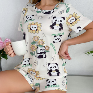 <span class=keywords><strong>Pigiama</strong></span> di Lusso in Morbido Tessuto Setoso con Stampa Cuore e <span class=keywords><strong>Panda</strong></span> per Donna Set da Notte Traspirante in 2 Pezzi - Product Image 3