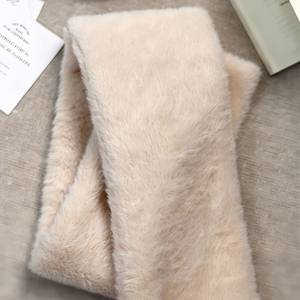 Syal Tebal Musim Gugur dan Musim Dingin Syal Bulu Hangat Wanita Syal Bulu Kelinci Motif Macan Tutul - Product Image 4