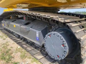 Excavatrice sur chenilles hydraulique Komatsu PC200 d'occasion, 20,7 tonnes, 90 % neuve, moteur diesel japonais d'origine, boîte de vitesses, pompe, PLC, moteur, EPA, CE - Product Image 4