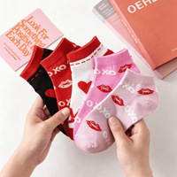 Nouvelles chaussettes invisibles unisexes printemps/été respirantes en tricot simple, imprimées en terylène, polyvalentes, motif cœur et lèvres