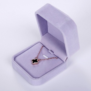 Ready to Ship Multicolor High End Velvet Pendant <b>Box</b> Packaging Wholesale Velvet Necklace <b>Box</b> Simple square Shape 7x7x4cm - Product Image 5