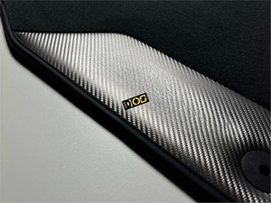 Tapis de sol de luxe noirs DOS avec côtés en fibre de carbone pour <span class=keywords><strong>Porsche</strong></span> 911 GT3, tapis de sol personnalisables avec emblème GT3 - Product Image 3