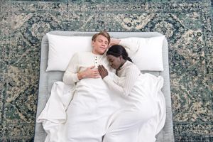 Matelas <span class=keywords><strong>gonflable</strong></span> Bestway 69075/69076, matelas pneumatique Queen avec pompe AC intégrée et revêtement antimicrobien, 2,03 m x 1,52 m x 46 cm - Product Image 2