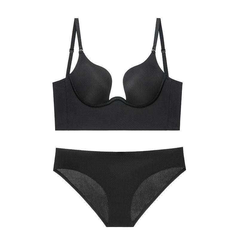 Soutien-gorge simple noir [version haute qualité]