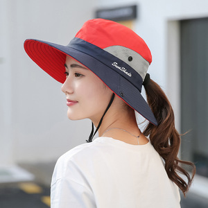 Chapeau de soleil queue de cheval pour femmes Protection UV extérieure pliable maille <span class=keywords><strong>large</strong></span> <span class=keywords><strong>bord</strong></span> chapeau de pêche de plage été <span class=keywords><strong>large</strong></span> <span class=keywords><strong>bord</strong></span> <span class=keywords><strong>Bob</strong></span> randonnée seau chapeau - Product Image 2